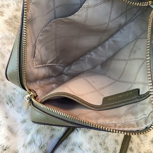 MICHEAL KORS Jet Set Crossbody Bag - Picture 5 of 7